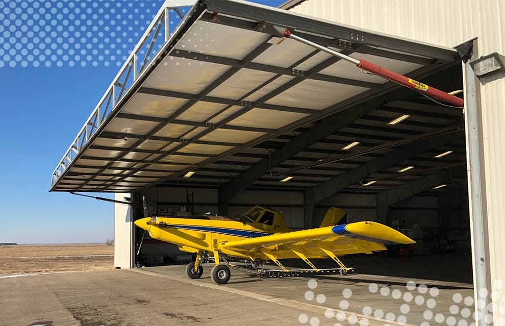 Side view of Schweiss hydraulic door fitted on Agtegra Cooperative Aerial Spraying Division